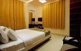 Hotel Central Residency